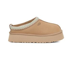 UGG Women’s Taz Slipper in Sand size 9